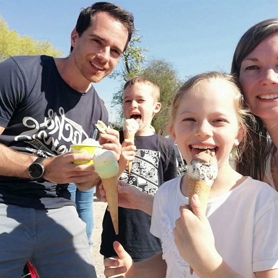 registerd user picture 2